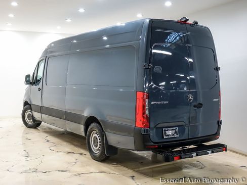 Used 2019 Mercedes-Benz Sprinter 170 image 6