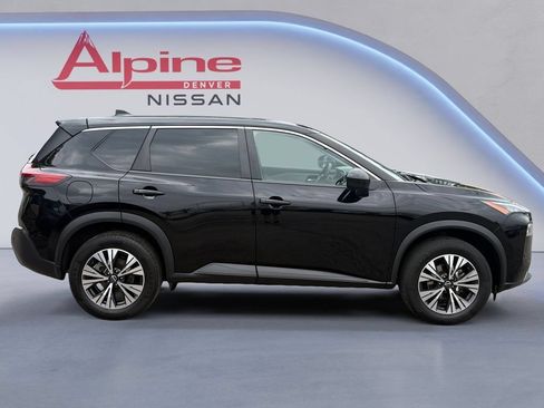 Used 2023 Nissan Rogue SV FWD image 6
