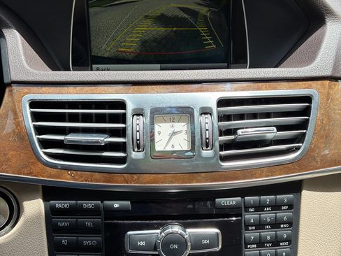 Used 2014 Mercedes-Benz E 350 Sedan image 16
