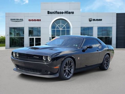 Used 2021 Dodge Challenger R/T Scat Pack RWD image 3