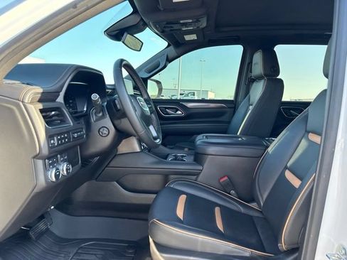Used 2024 GMC Yukon AT4 w/ Technology Package AWD/4WD image 20