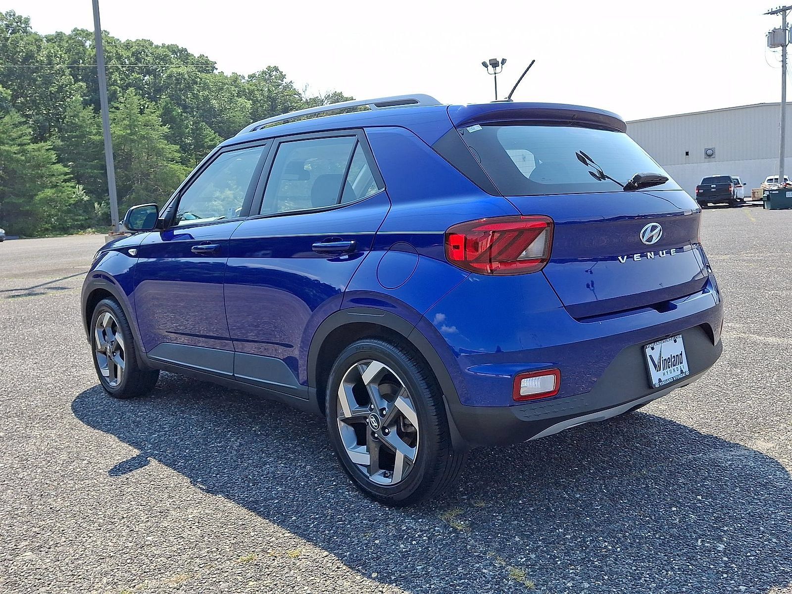 Certified 2024 Hyundai Venue SEL FWD image 27