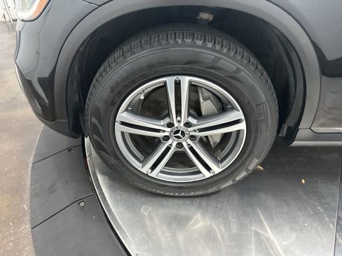 Certified 2020 Mercedes-Benz GLC 300 image 32