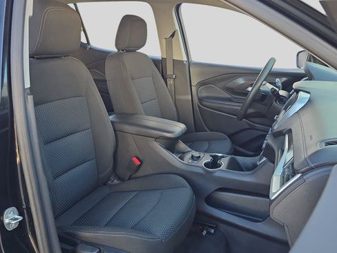 Used 2024 GMC Terrain SLE w/ Driver Convenience Package FWD image 14