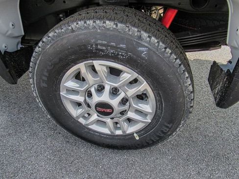 New 2025 GMC Sierra 2500 Pro image 10