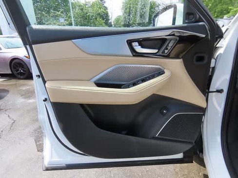 Used 2022 Acura MDX SH-AWD image 17
