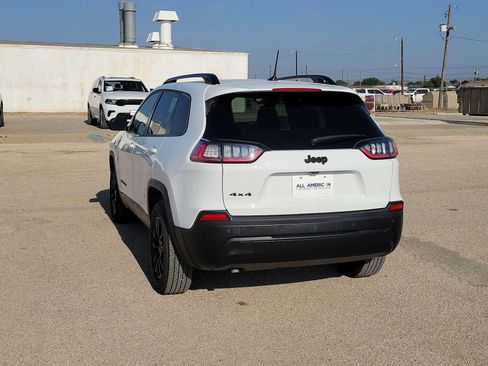 Used 2023 Jeep Cherokee Altitude Lux AWD/4WD image 6