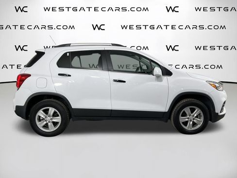 Used 2020 Chevrolet Trax LT image 42