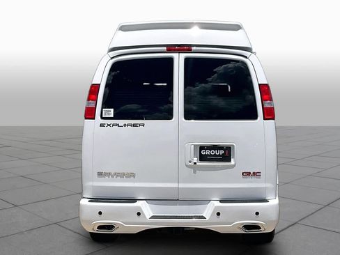 New 2026 GMC Savana 2500 w/ Driver Convenience Package RWD image 4