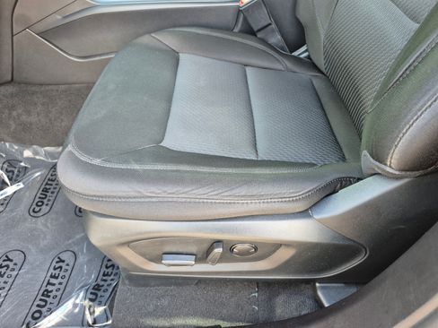Used 2022 Ford Explorer XLT RWD image 21