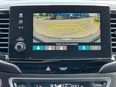 Used 2023 Honda Passport TrailSport image 13