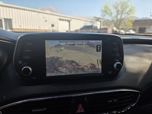 Used 2019 Hyundai Santa Fe SE AWD/4WD image 17