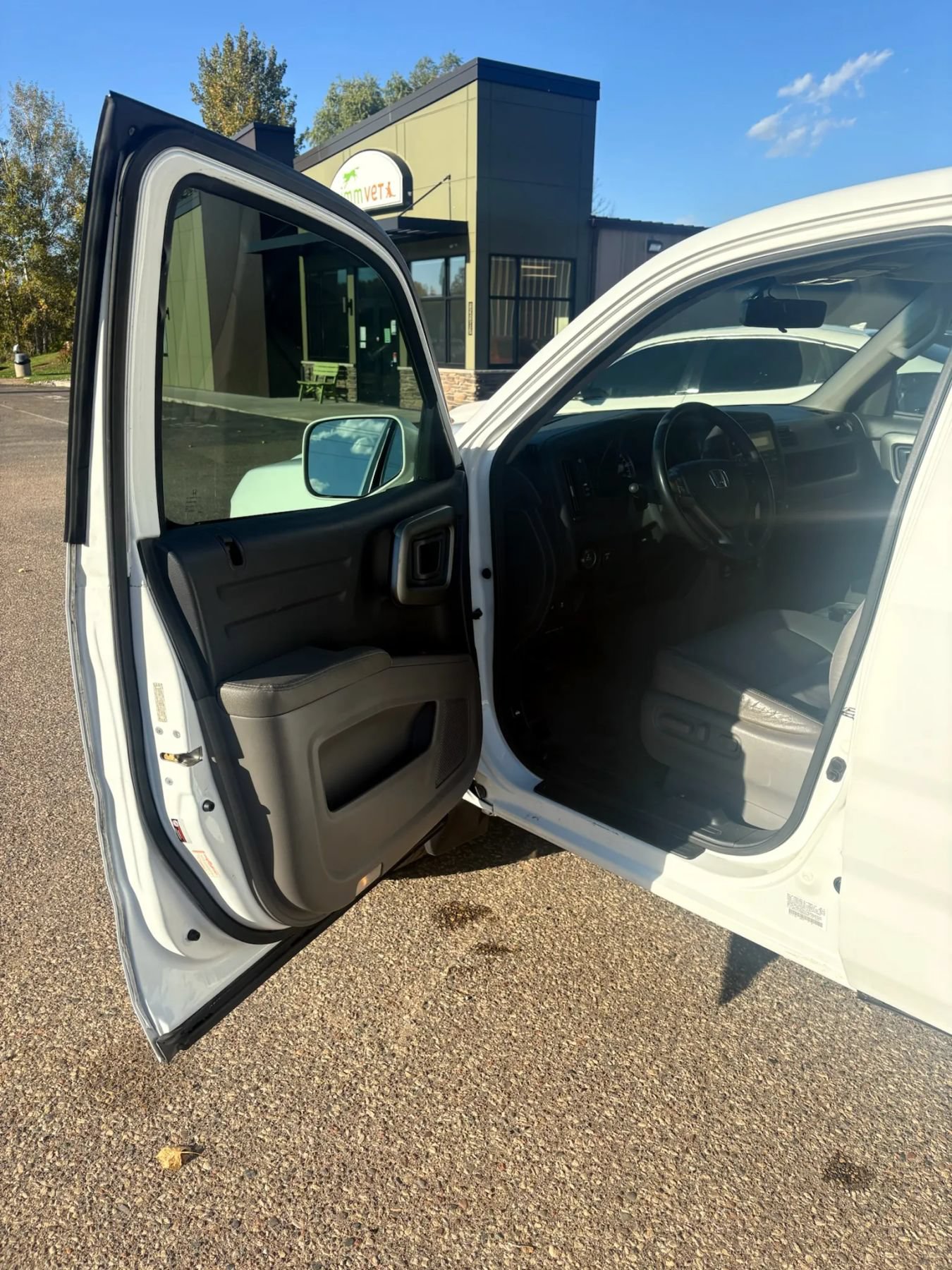 Used 2011 Honda Ridgeline RTL image 9
