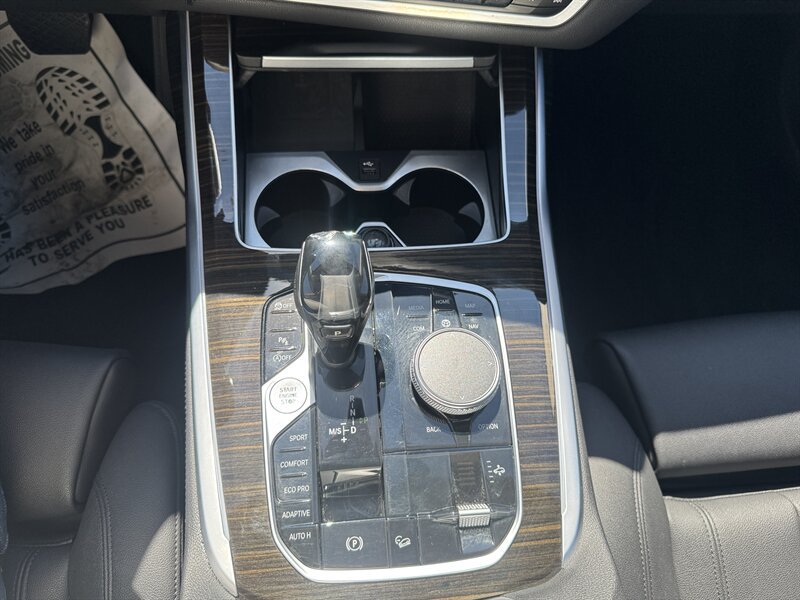 Used 2020 BMW X7 xDrive40i w/ Premium Package AWD/4WD image 48