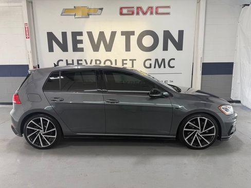 Used 2018 Volkswagen Golf R 4-Door AWD/4WD image 34