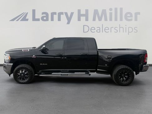 Used 2022 RAM 3500 Big Horn w/ Max Tow Package image 2