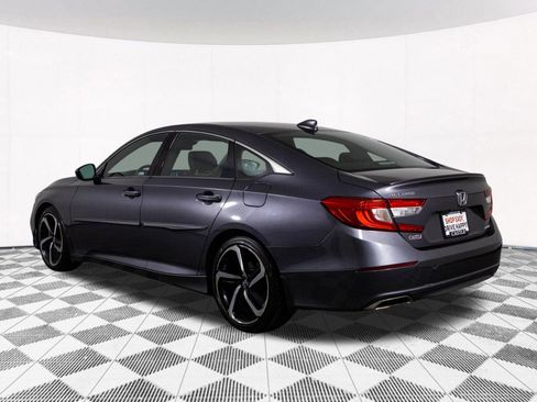 Used 2018 Honda Accord Sport image 12
