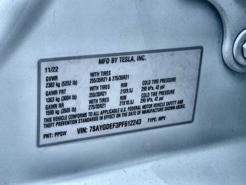 Used 2023 Tesla Model Y Performance AWD/4WD image 29