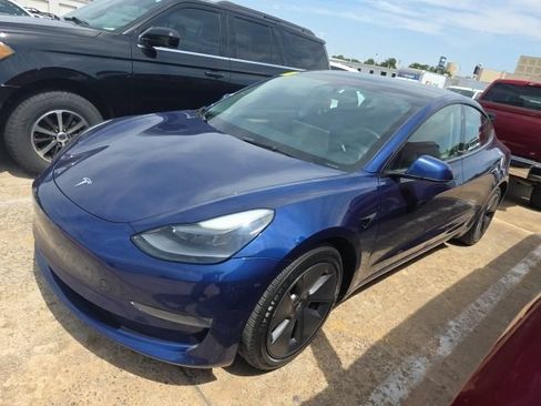Used 2023 Tesla Model 3 Long Range AWD/4WD image 2