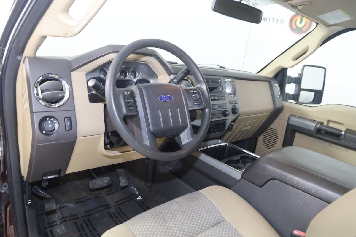 Used 2015 Ford F250 XLT w/ XLT Premium Package AWD/4WD image 21