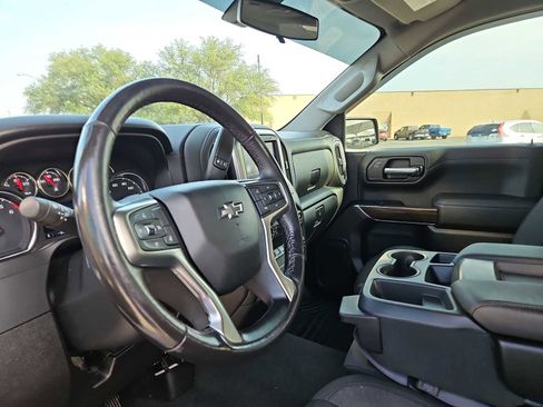 Used 2021 Chevrolet Silverado 1500 RST w/ LPO, Blackout Package AWD/4WD image 10