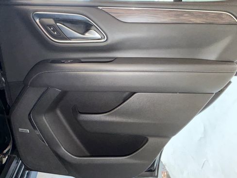 Used 2022 Chevrolet Tahoe LT w/ Luxury Package image 40