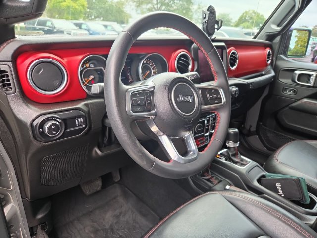 Used 2023 Jeep Gladiator Rubicon w/ Trailer Tow Package AWD/4WD image 11