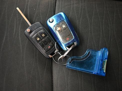 Used 2015 Buick Encore Base image 47