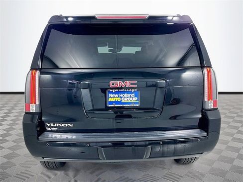 Used 2015 GMC Yukon SLT w/ HD Trailering Package image 6