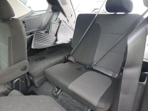Used 2019 Chevrolet Traverse LT FWD image 13