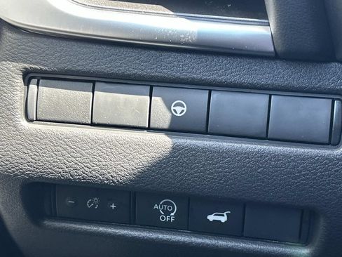 New 2026 Nissan Rogue SV AWD/4WD image 27