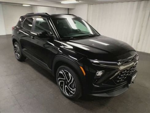 New 2026 Chevrolet TrailBlazer RS w/ Convenience Package image 2