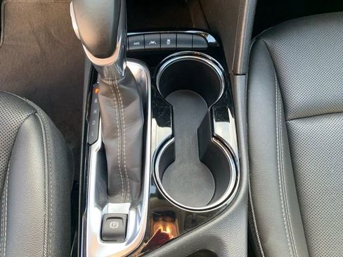 Used 2024 Buick Encore GX Sport Touring image 34