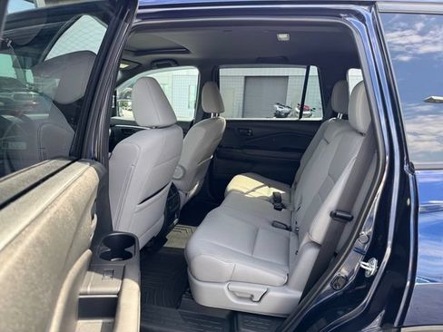 Used 2023 Honda Passport EX-L image 11