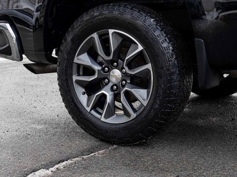 Used 2023 Chevrolet Silverado 1500 LT image 9