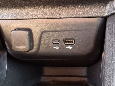 Certified 2024 Chevrolet TrailBlazer RS w/ Convenience Package AWD/4WD image 24
