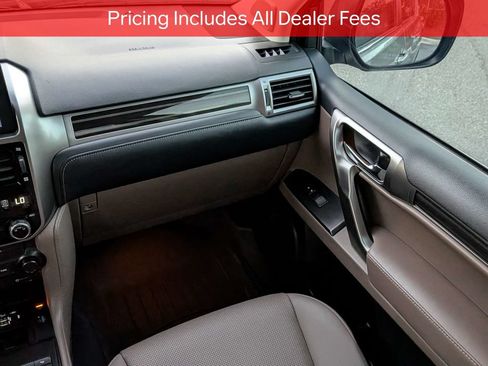 Used 2022 Lexus GX 460 Premium w/ Premium Plus Package AWD/4WD image 17