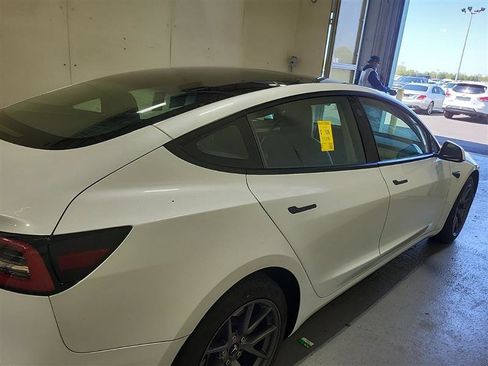 Used 2023 Tesla Model 3 Standard Range RWD image 7
