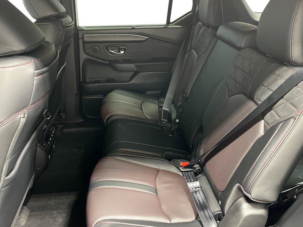 New 2026 Honda Pilot Black Edition image 26