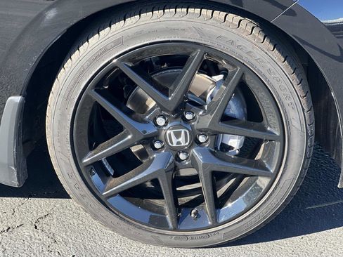 Used 2024 Honda Civic Sport image 26