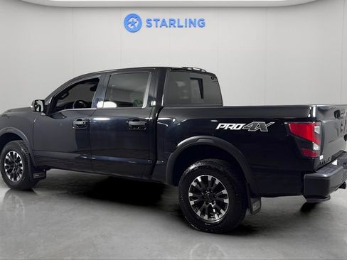 Used 2021 Nissan Titan PRO-4X w/ Pro-4x Convenience Package AWD/4WD image 4
