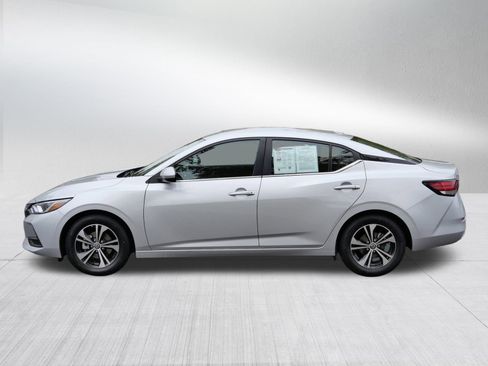 Used 2023 Nissan Sentra SV image 4