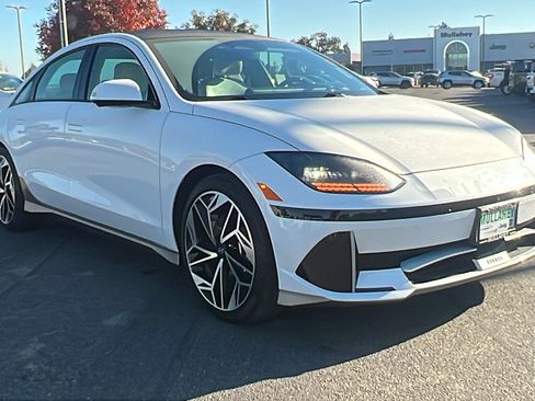 Used 2023 Hyundai Ioniq 6 Limited image 1