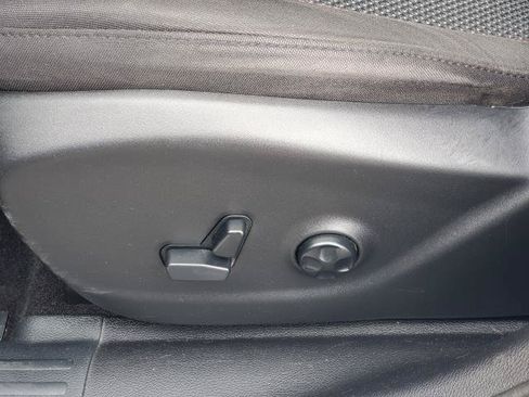 Used 2016 Jeep Cherokee 75th Anniversary FWD image 7