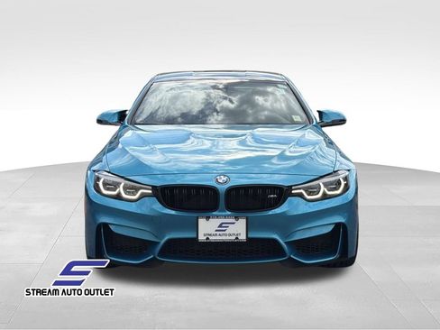 Used 2019 BMW M4 Coupe w/ Competition Package RWD image 2