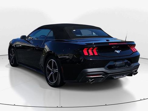 Used 2024 Ford Mustang Premium image 5