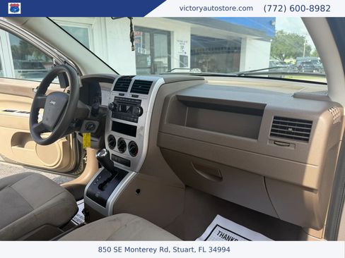 Used 2008 Jeep Compass Sport FWD image 20