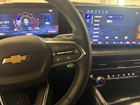 Certified 2025 Chevrolet Traverse LT image 16