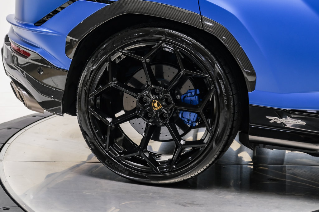 Used 2023 Lamborghini Urus Performante AWD/4WD image 51