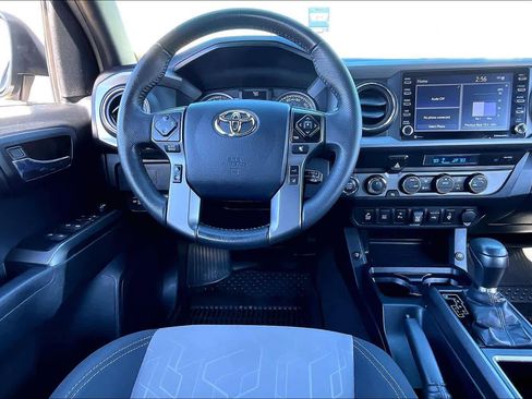 Used 2023 Toyota Tacoma TRD Off-Road w/ Technology Package AWD/4WD image 6